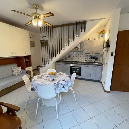 La Brezza Viareggina A 500 Mt Dal Mare, Dal Carnevale E Dagli Stabilimenti Balneari Apartment Viareggio Ngoại thất bức ảnh
