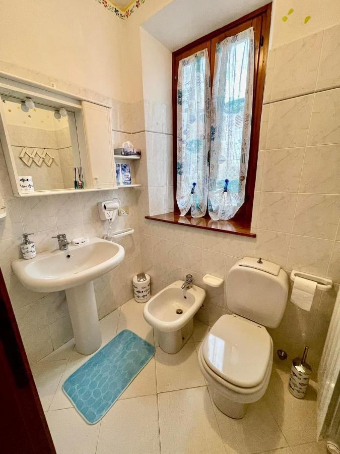 La Brezza Viareggina A 500 Mt Dal Mare, Dal Carnevale E Dagli Stabilimenti Balneari Apartment Viareggio Ngoại thất bức ảnh